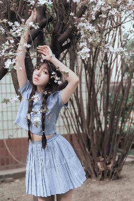 免费B站看大片真人直播